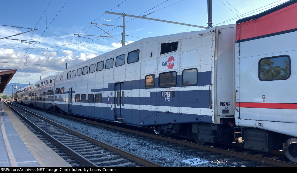 Caltrain 172